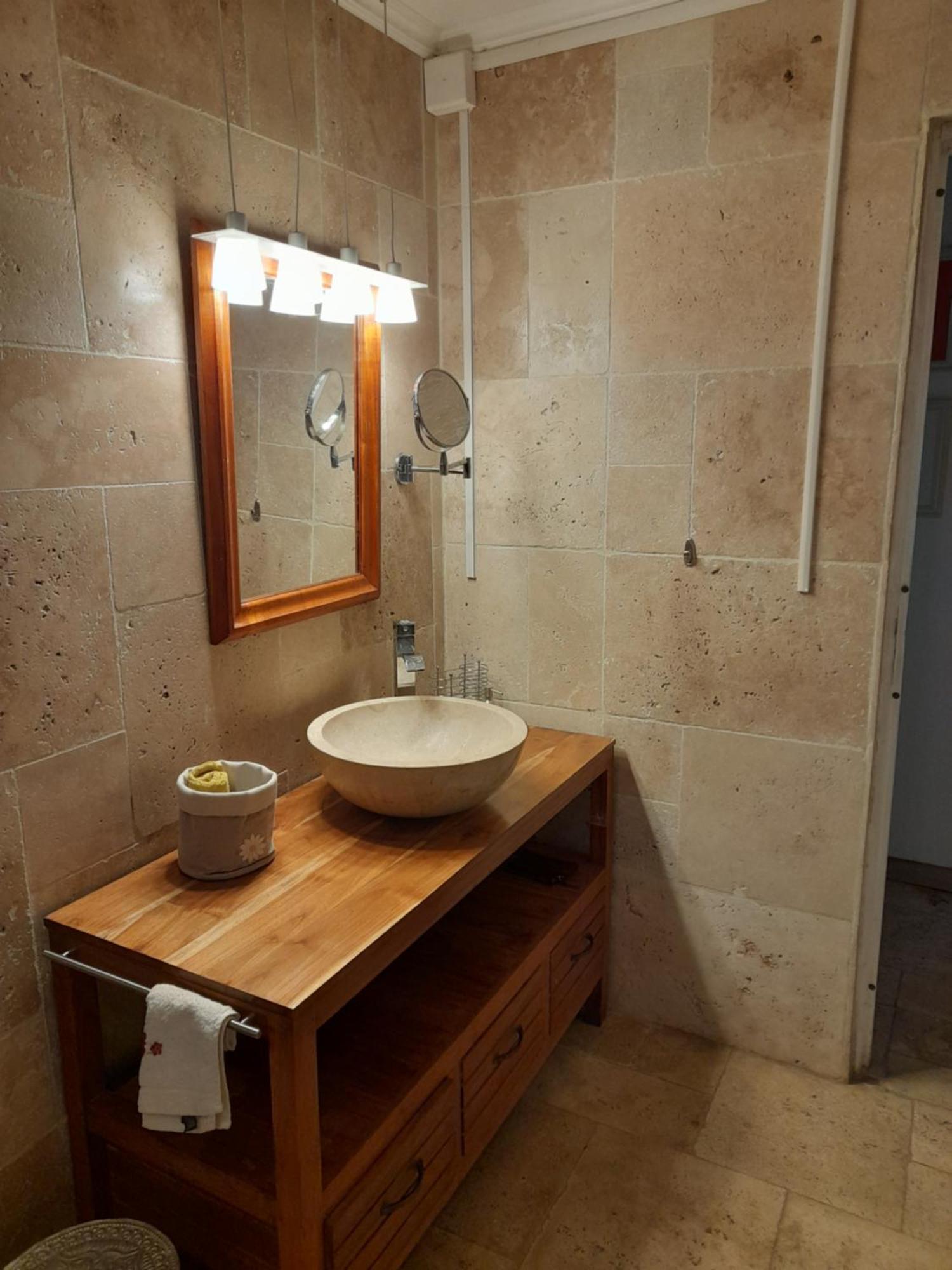 Le Val Rambaud Bed & Breakfast Saint-Denis Ngoại thất bức ảnh
